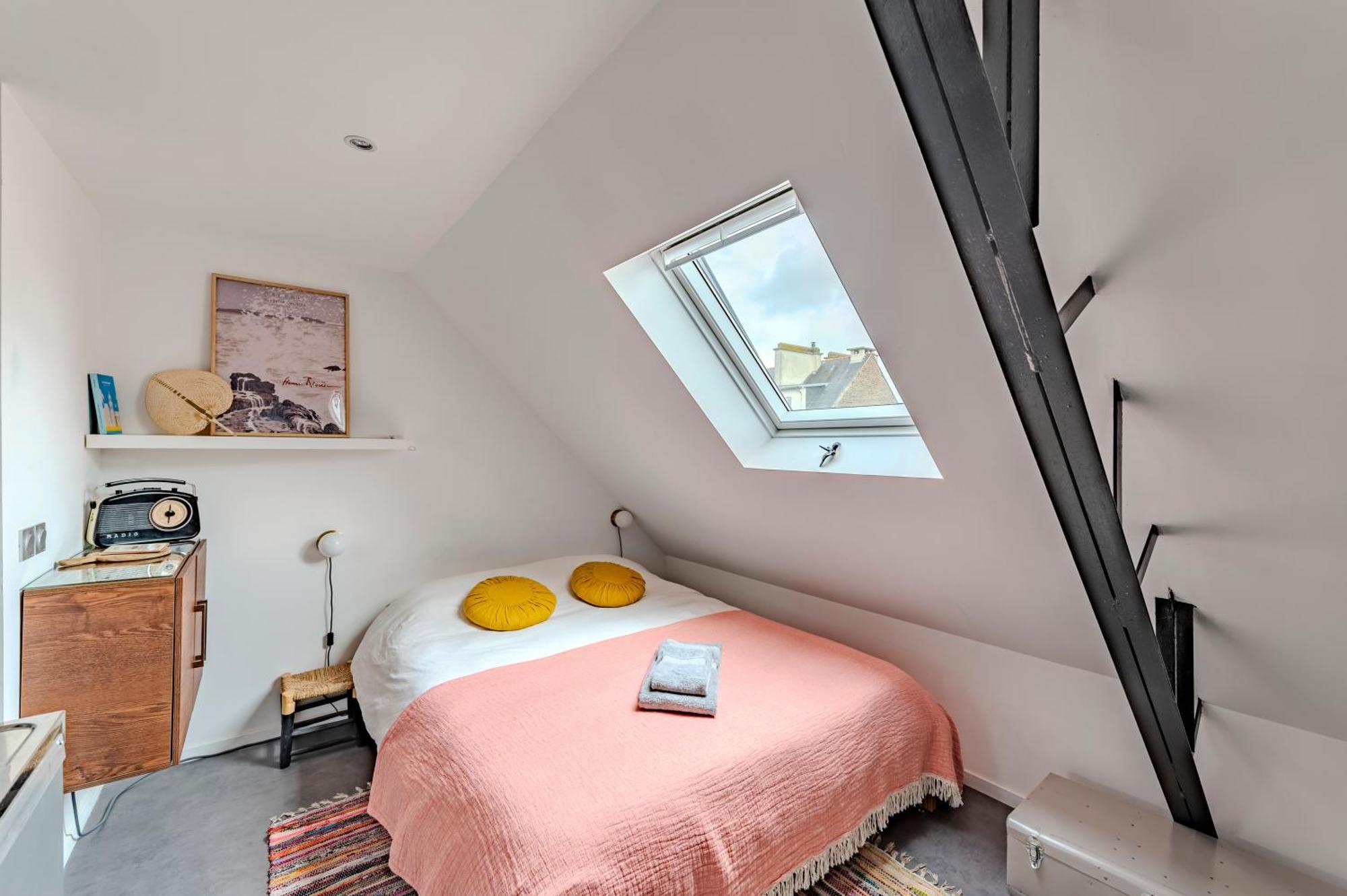 Charmant Studio A Deux Pas De La Gare - Le Nichoir Rennes Luaran gambar